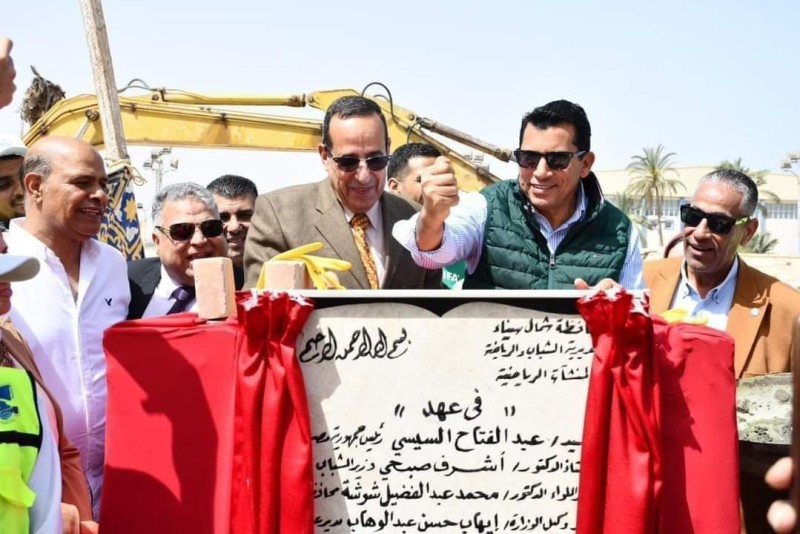 وزير الرياضة ومحافظ شمال سيناء يفتتحان المرحلة الأولي لتطوير استاد العريش