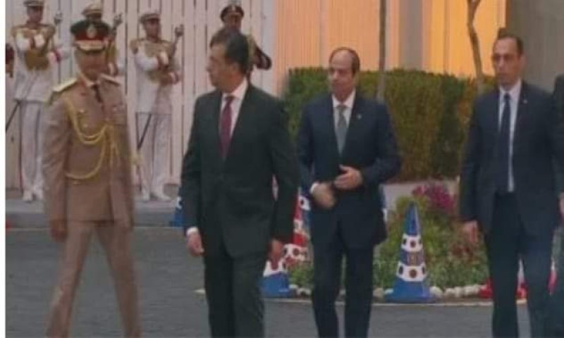 الرئيس السيسى يصل مقر افتتاح البطولة العربية العسكرية للفروسية
