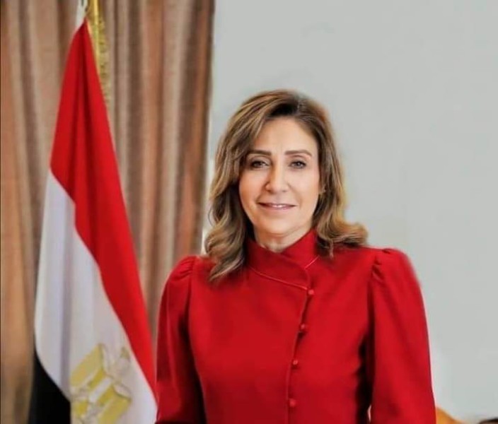 د/نيڤين الكيلاني وزيرة الثقافة 