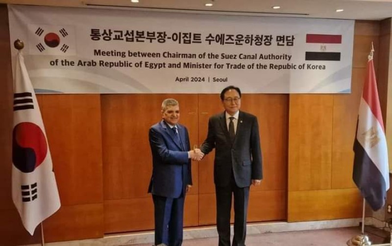 الفريق أسامة ربيع يبحث مع وزير التجارة والصناعة الكوري  التعاون المشترك