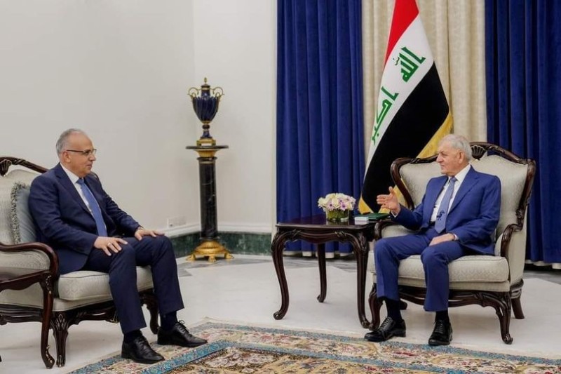 رئيس الجمهورية العراقية يستقبل وزير الري المصري