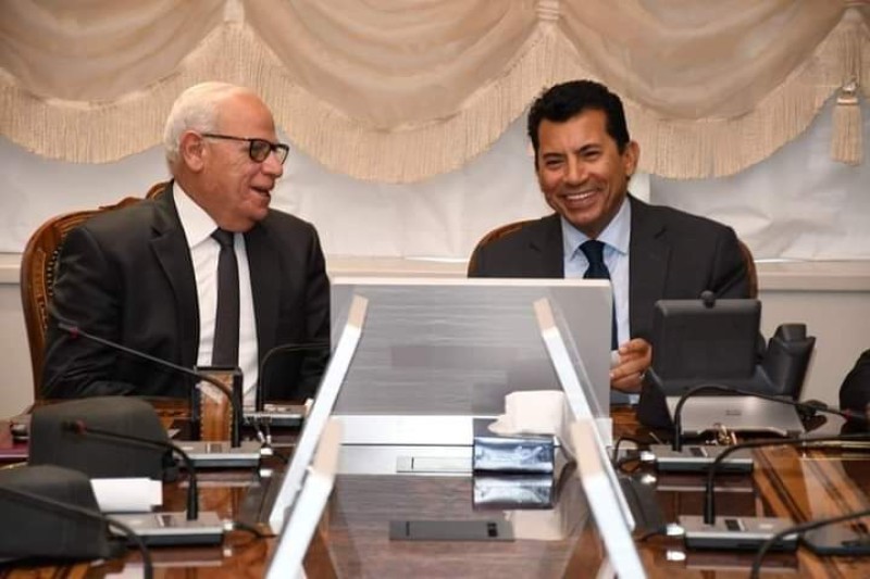 وزير الرياضة يتابع مستجدات سير الأعمال الجارية لإنشاء استاد بورسعيد الجديد