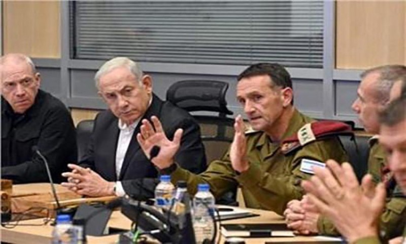الجيش الإسرائيلي يؤكد قصفه شرق رفح بعد موافقة ”كابينيت الحرب”