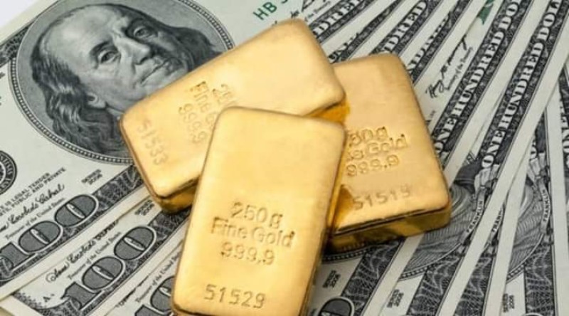 الدولار القوي يزيد من بريق الذهب