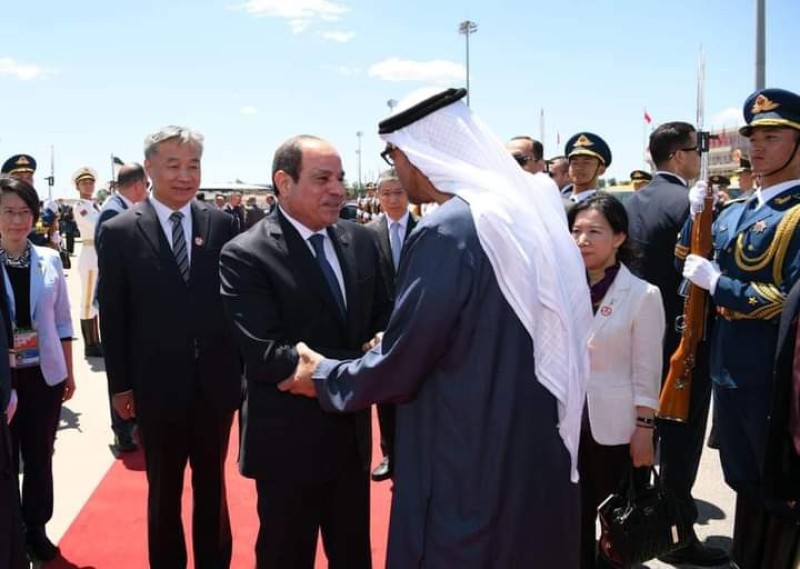 لقاء أخوي بين الرئيس السيسي ورىيس دولة الإمارات الشقيقة على هامش منتدى التعاون العربي الصيني