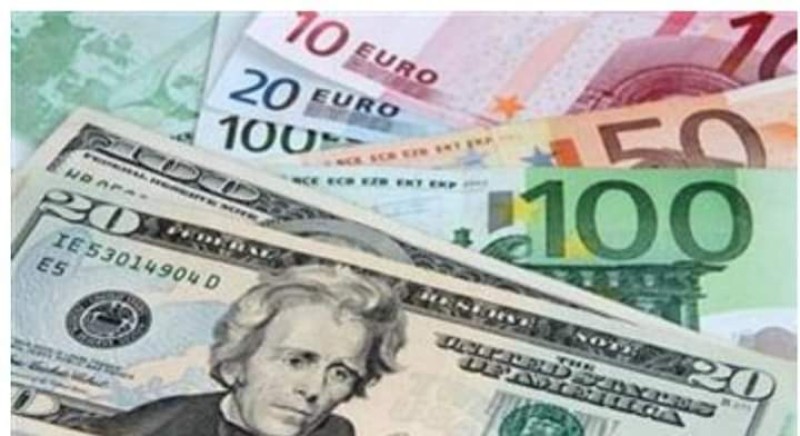 سعر الدولار واليورو اليوم الأحد 9 يونيو 2024 في 7 بنوك