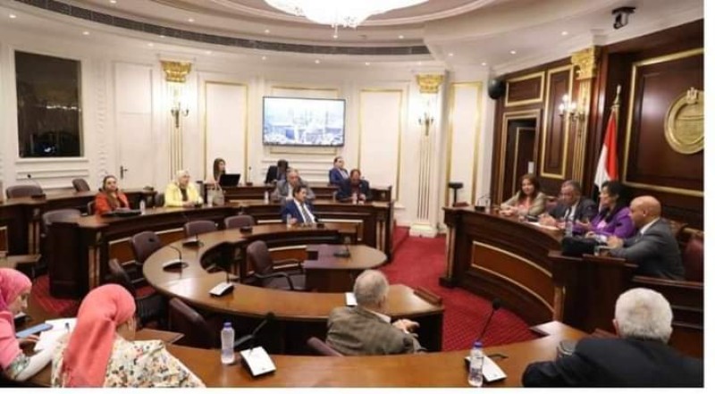 مناقشة تفعيل المنتج السياحي العمرة بلس في إجتماع مجلس الشيوخ