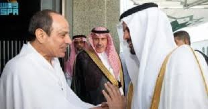 الرئيس السيسي يصل إلى مطار الملك عبدالعزيز الدولي لأداء مناسك الحج