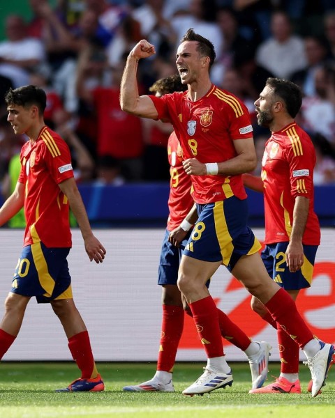 إسبانيا تحقق انتصار عريض علي المنتخب الكرواتي بثلاثية نظيفة في بطولة اليورو