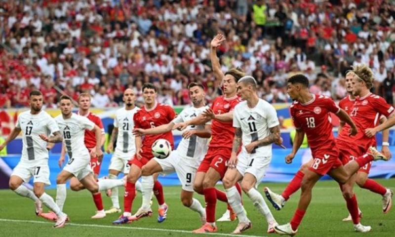 تعادل سلوفينيا أمام الدنمارك 1/1 في المجموعة الثالثة بـ”يورو 2024”