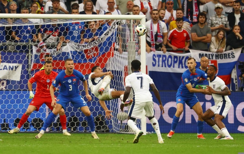 إنجلترا تعبر إلى ربع نهائي أمم أوروبا 2024 بعد تغلبها على سلوفاكيا
