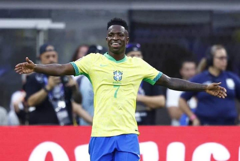 المنتخب البرازيلي يتلقى ضربة موجعة بسبب غياب ڨينيسيوس جونيور عن ربع نهائي الكوبا