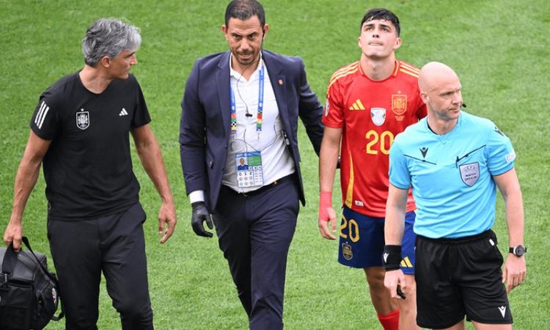 الاتحاد الإسباني لكرة القدم يعلن إصابة بيدري بالتواء بركبته اليسرى