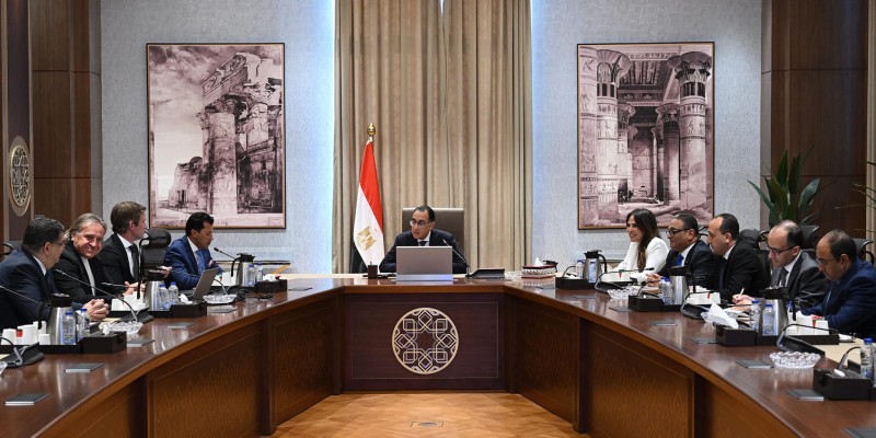 مدبولي يلتقى الرئيس التنفيذي لشركة ”بوما” لبحث فرص تصنيع منتجاتها بمصر