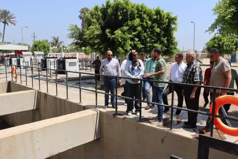 رئيس جهاز مدينة الشيخ زايد تتفقد سير العمل بمأخذ محطة مياه الشرب بمنطقة برقاش
