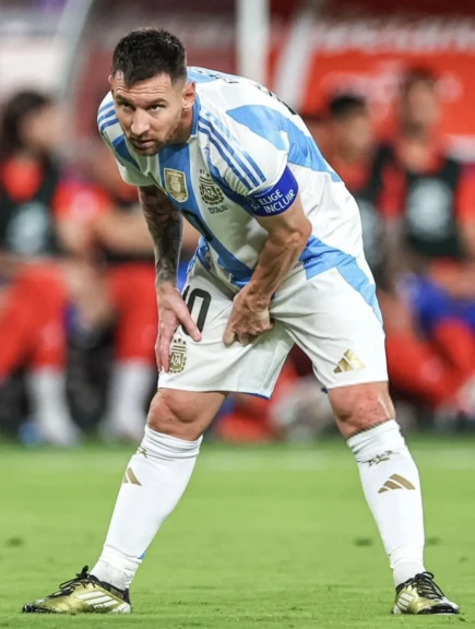 ميسي يقود الارجنتين للفوز على النمسا بهدفه الـ 18 في كأس العالم