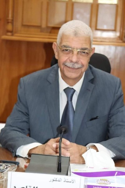 رئيس جامعة المنوفية يترأس لجنة إختيار  عميد كلية الزراعة