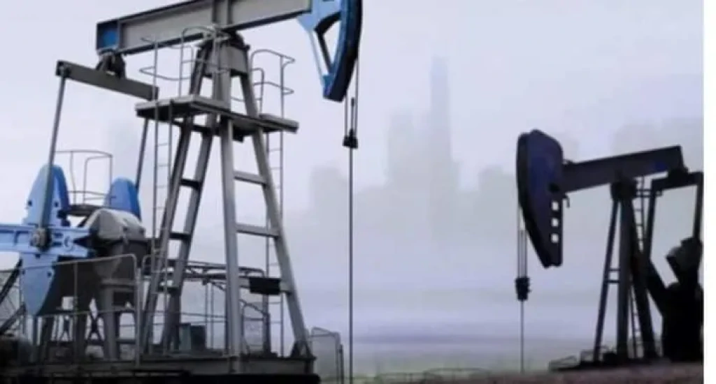 رويترز: ارتفاع العقود الآجلة لخام برنت 3.8% إلى 105.12 دولاراً بعد خطاب ترامب