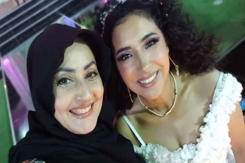 الفنانة جيهان أنور تعلن ارتدائها الحجاب على حسابها على فيسبوك