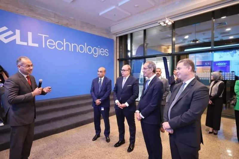 وزير الاتصالات يزور مركز تميز شركة دل تكنولوجيز Dell Technologies الأمريكية