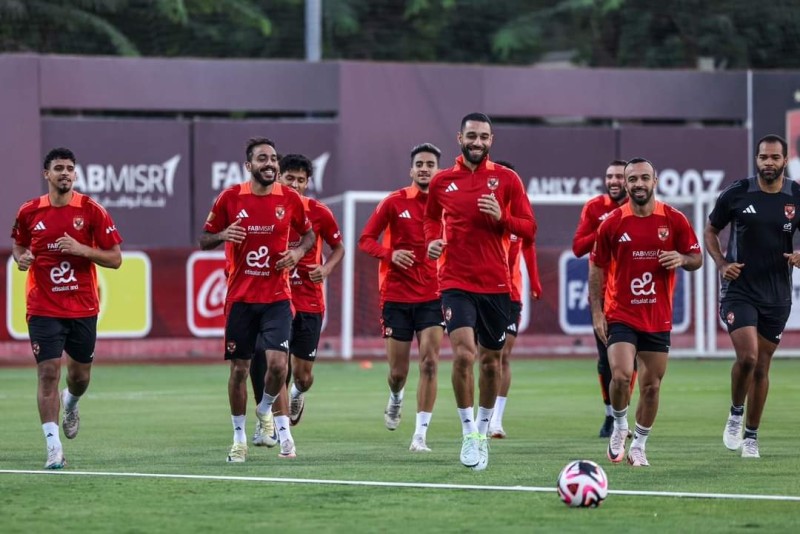 الاهلي يستأنف تدريباته استعدادًا لمباراة العين