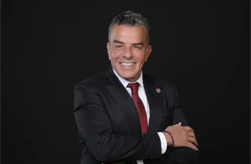 خالد مرتجي رئيس بعثة فريق الأهلي في كأس السوبر بالإمارات خالد مرتجي رئيس بعثة فريق الأهلي في كأس السوبر بالإمارات