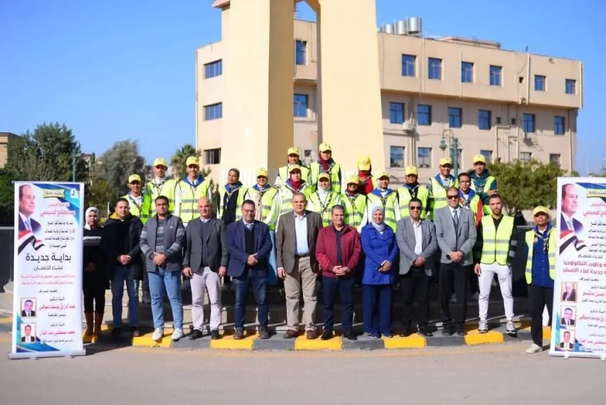 جامعة كفر الشيخ تبدا تنفيذ فعاليات البرنامج التوعوي البيئي لجوالي وجوالات الجامعة