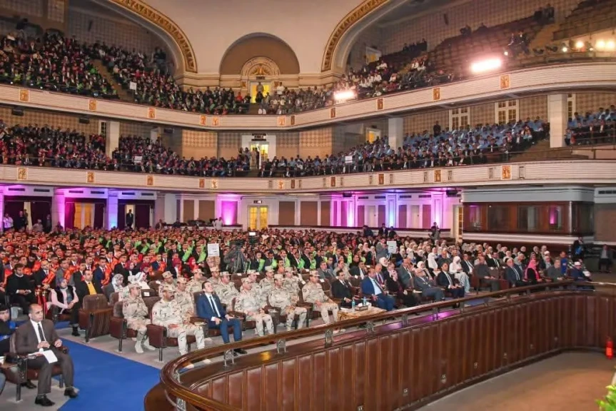 جامعة المنوفية تشارك  في الندوة التثقيفية المجمعة الأولي عز مصر في عز شعبها  بجامعة القاهرة