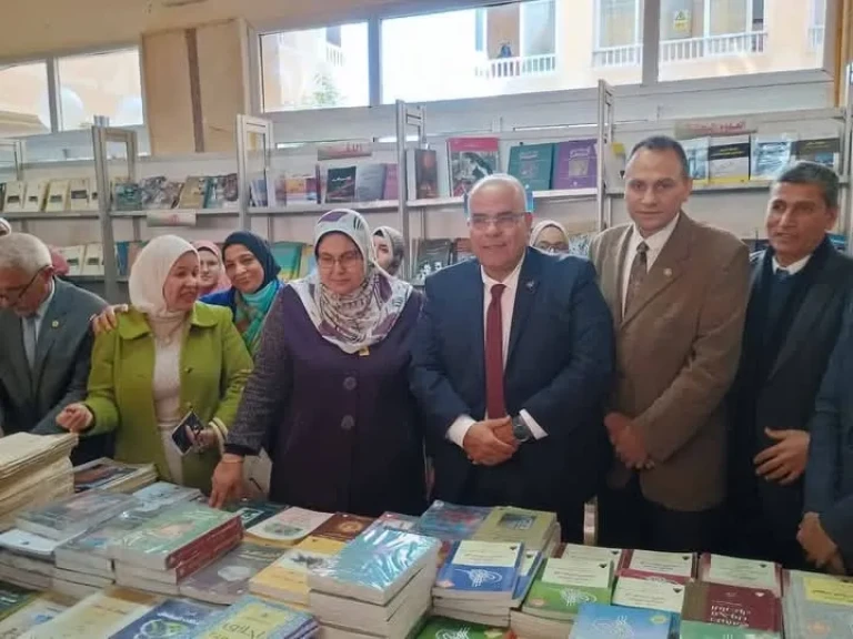 جامعة الأزهر : افتتاح معرض الهيئة المصرية العامة للكتاب بكلية الدراسات الإسلامية والعربية للبنات