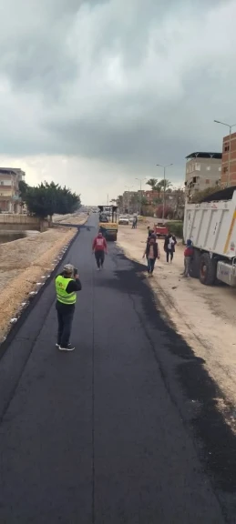 محافظ دمياط يتابع الموقف التنفيذى للمشروعات الجارى تنفيذها و جهود مديرية الطرق