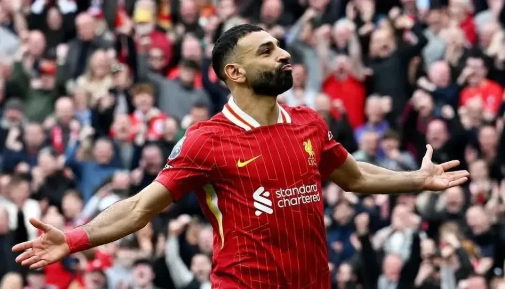 محمد صلاح يوجّه سؤالًا  مباشراً ومؤثراً للاتحاد الأوروبي لكرة القدم بعد نعيه اللاعب الفلسطيني سليمان العبيد