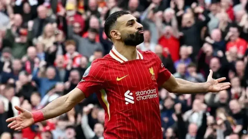 محمد صلاح بديلًا  فى تشكيلة ليفربول المؤكدة لمباراة سندرلاند