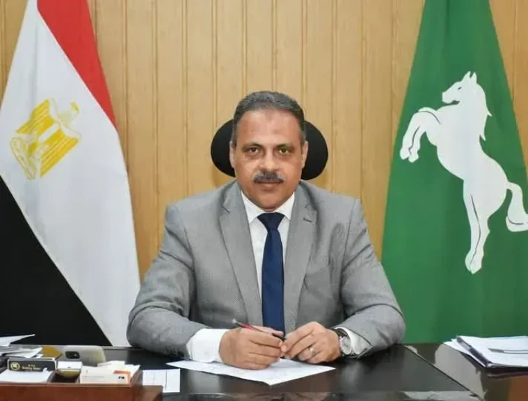 للمره الثالثة على التوالي..محافظ الشرقية يُقرر النزول بالحد الأدنى لتنسيق القبول بالثانوي العام والفني بنوعياته للعام الدراسي ٢٠٢٦ / ٢٠٢٧