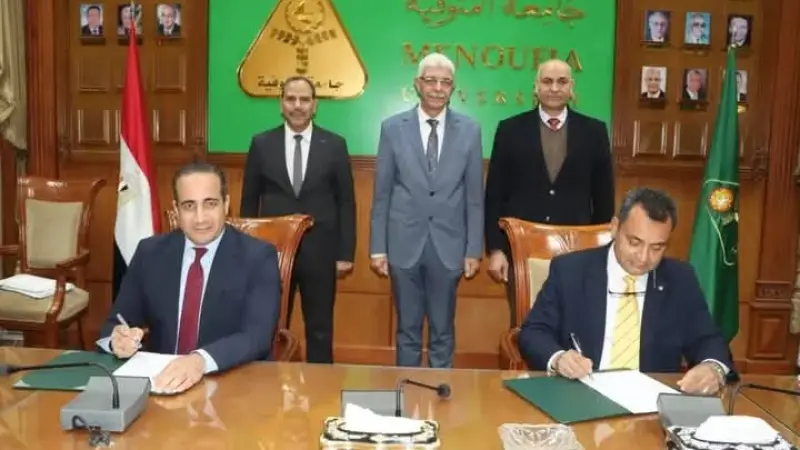 رئيس جامعة المنوفية يشهد مراسم توقيع بروتوكول تعاون بين معهد الكبد القومى ومعهد الأورام
