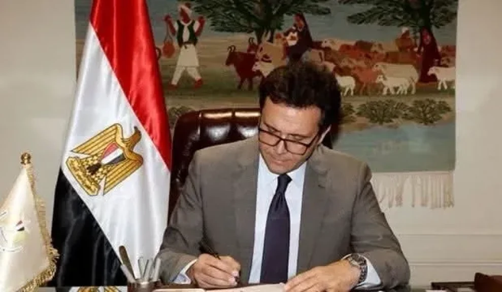 وزير الثقافة: مشاركة مصر في معرض فنزويلا للكتاب يعكس قوة وتنوع ثقافتنا