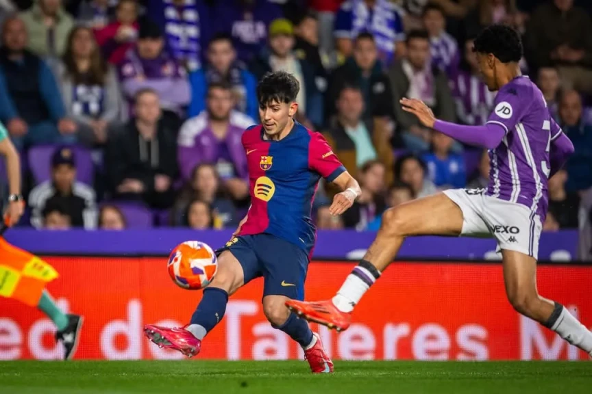 إصابة لاعب برشلونة الصاعد في مشاركته الأولى مع الفريق بخلع حاد في الكتف