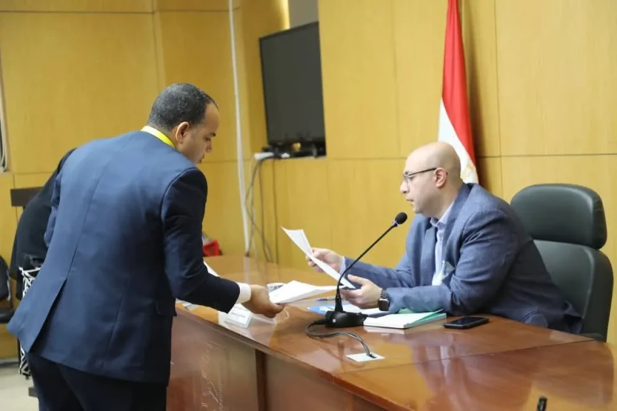 محافظ بني سويف يواصل سلسلة لقاءاته بالمواطنين