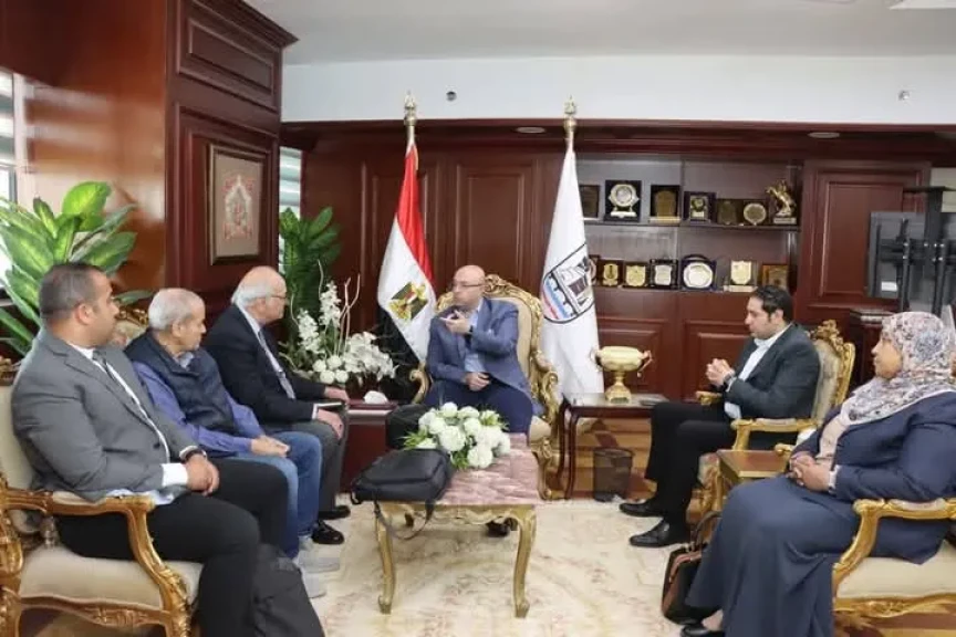 محافظ بني سويف يستقبل وفد معهد التخطيط القومي