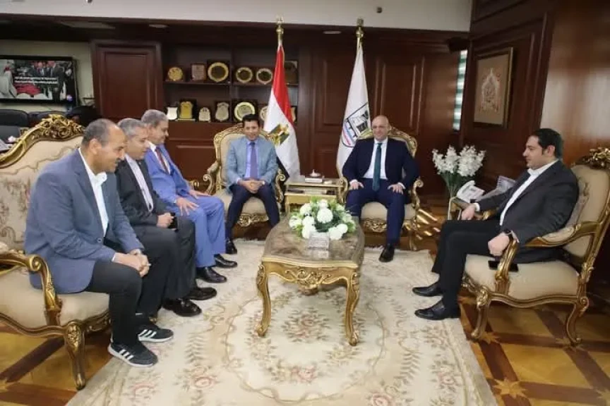 محافظ بني سويف يستقبل وزير الشباب والرياضة