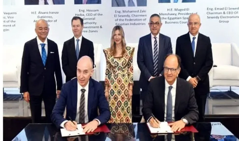 رئيس هيئة الاستثمار يشهد توقيع اتفاقية استخدام الذكاء الاصطناعي للمدن الذكية في مصر وإسبانيا