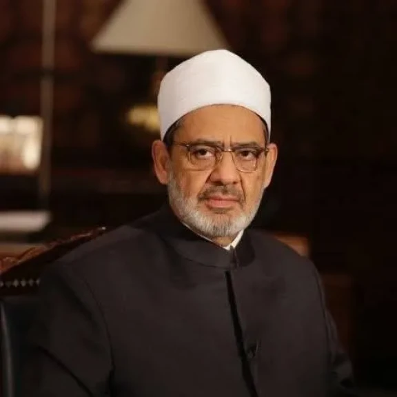 شيخ الأزهر يهنئ البابا ليو بمناسبة انتخابه بابا للكنيسة الكاثوليكية