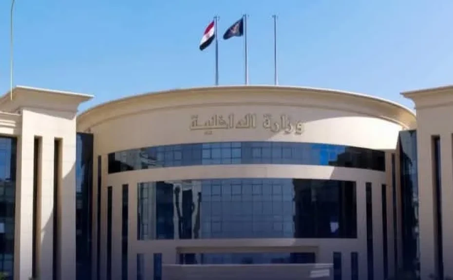 الداخلية :ضبط رئيس مجلس إدارة إحدى الشركات لقيامه بغسل اموال بقيمة 150مليون جنيه بالجيزة