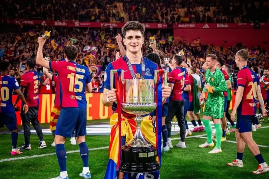 مهاجم برشلونة يقرر مغادرة الفريق في الصيف بحثًا عن التطور