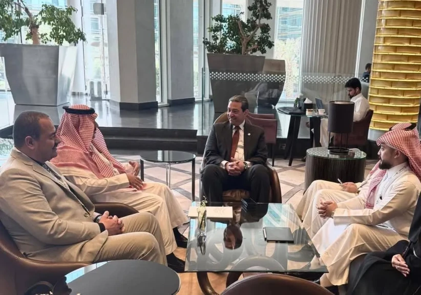 محافظ دمياط يلتقى مع ممثلى الصندوق السعودي للتنمية لبحث آليات مد جسور التواصل لدعم المشروعات التنموية