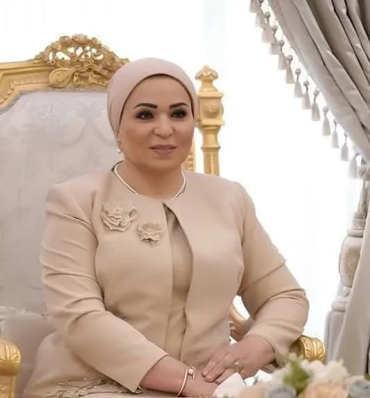 القومي للطفولة والأمومة يهنئ السيدة انتصار السيسي لرئاستها الشرفية للهلال الأحمر المصري