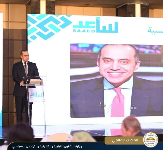 وزير الشئون النيابية والقانونية: الحكومة تؤمن بأن التعليم هو حجر الأساس لبناء الإنسان