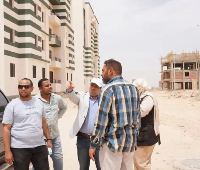 رئيس جهاز مدينة سوهاج الجديدة يتفقد وحدات المبادرة الرئاسية سكن لكل المصريين
