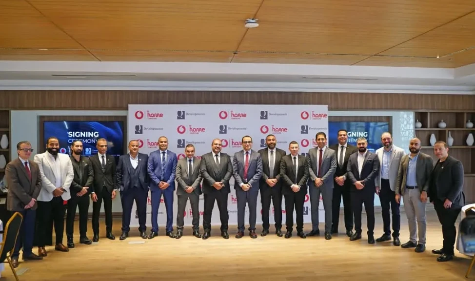 ڤودافون مصر وكيو للتطوير العقاري تتعاونان لتقديم حلول اتصالات ذكية لمشروعات ”كيو هيلز” و”كيو نورث”