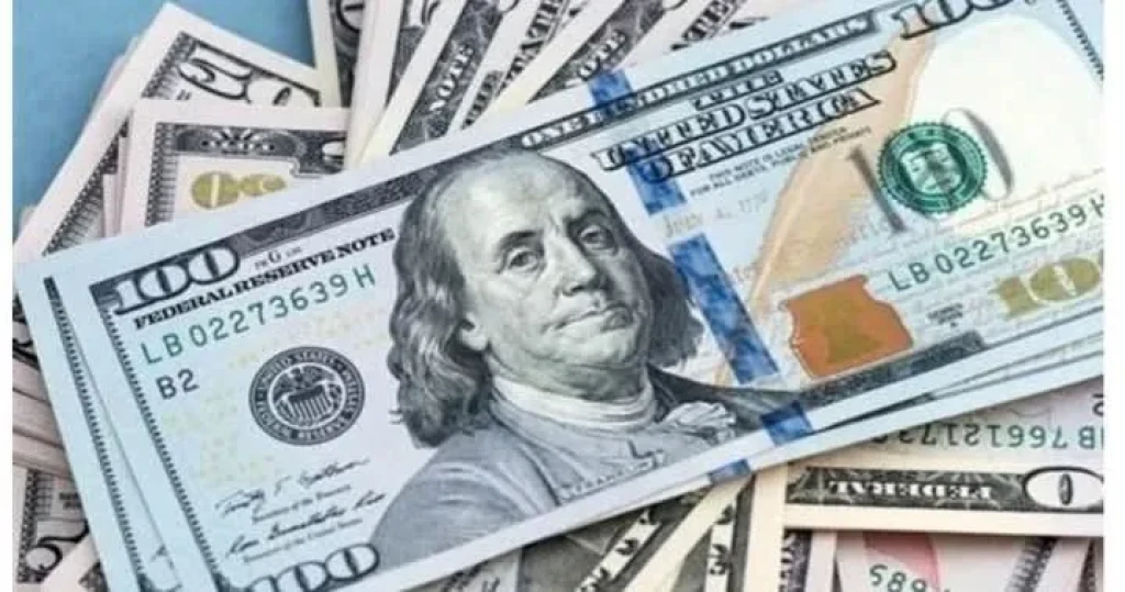 سعر الدولار اليوم الخميس 15 مايو 2025 في البنوك
