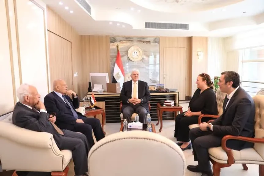 وزير التعليم العالي يستقبل الجراح العالمي الدكتور مجدي يعقوب